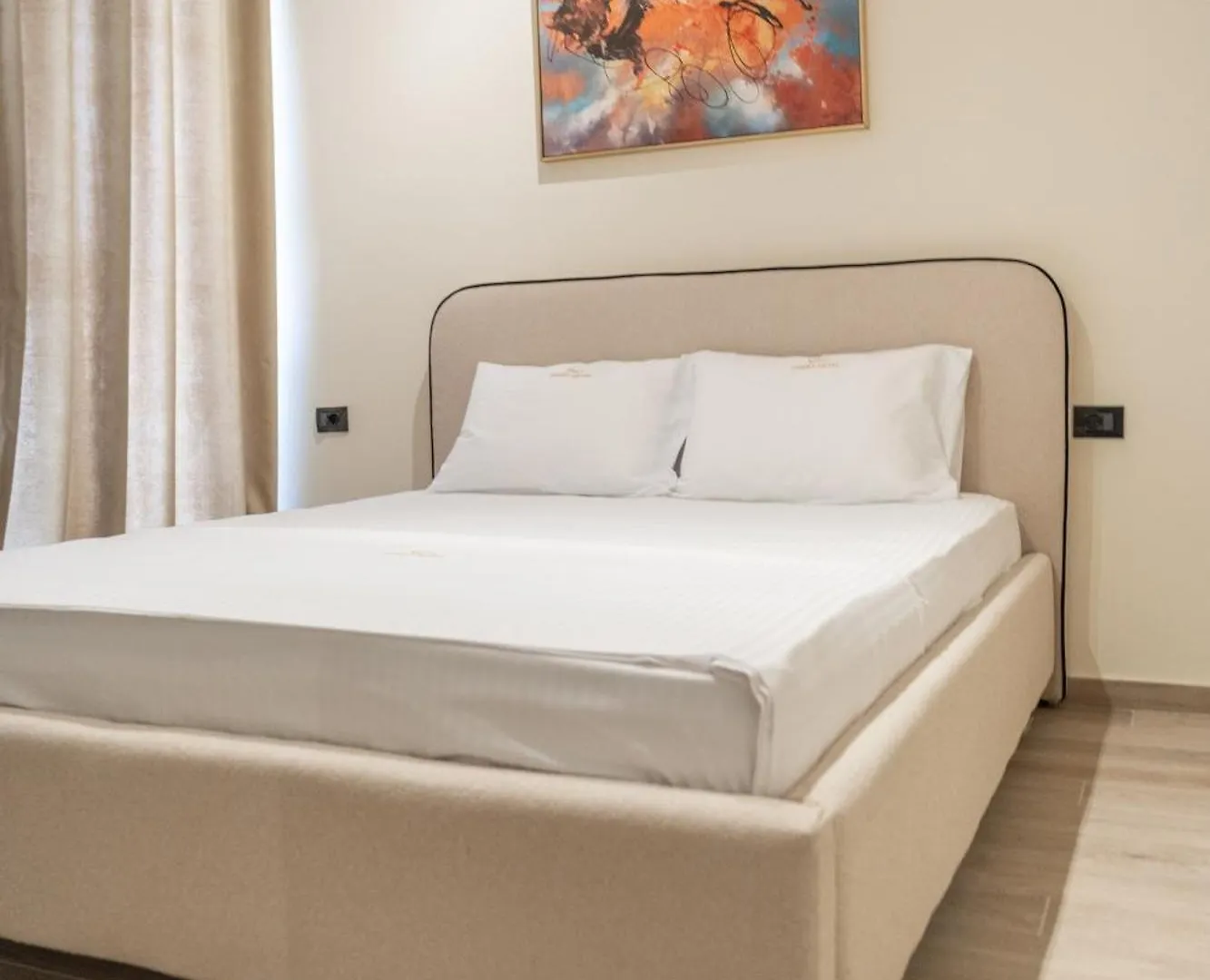 Vala Apart-Hotel Vlorë 公寓式酒店