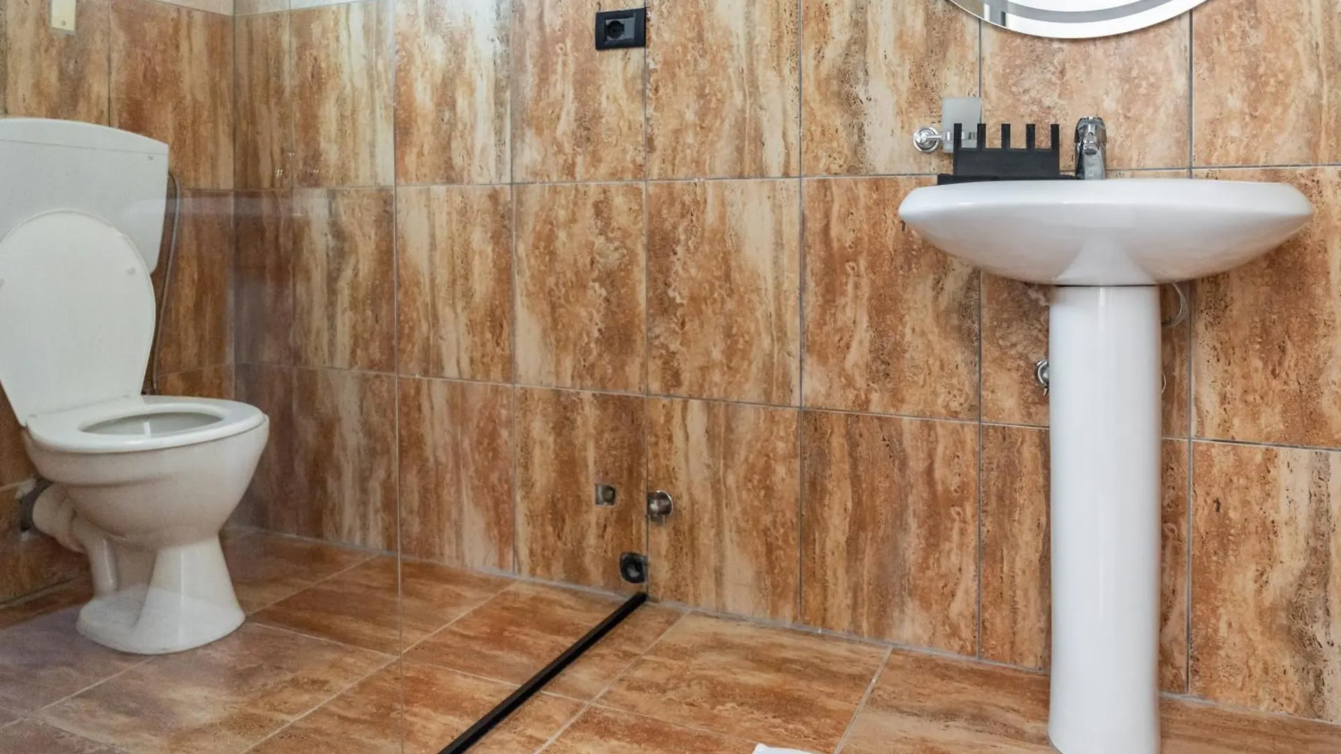 Vala Apart-Hotel Vlorë 公寓式酒店